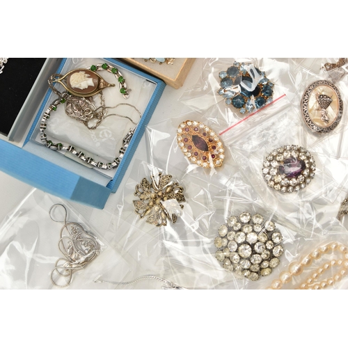 94 - A BOX OF ASSORTED JEWELLERY, to include a white metal bracelet, stamped 925, a white metal and marca... 