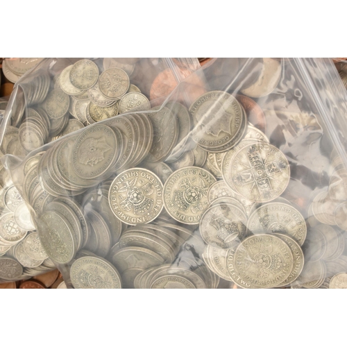 211 - A HEAVY CARDBOARD TRAY OF 20TH CENTURY COINS, containing lots of mixed silver to include .925 Silver... 