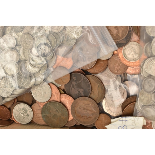 211 - A HEAVY CARDBOARD TRAY OF 20TH CENTURY COINS, containing lots of mixed silver to include .925 Silver... 