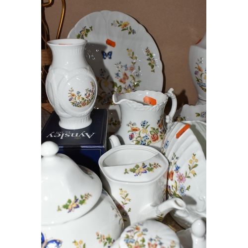 304 - A LARGE GROUP OF APPROXIMATELY TWENTY-NINE AYNSLEY COTTAGE GARDEN CERAMIC ORNAMENTS to include a box... 