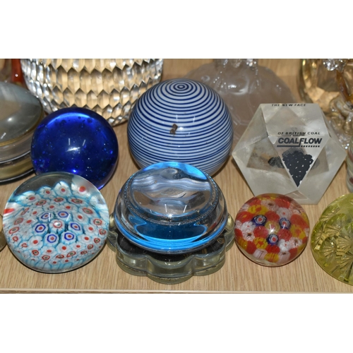 344 - A LARGE QUANTITY OF GLASS PAPERWEIGHTS AND GLASS ORNAMENTS, comprising a 1920's Uranium glass table ... 