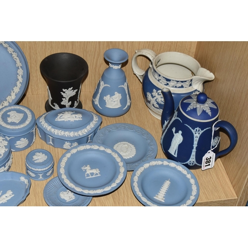 381 - A QUANTITY OF WEDGWOOD BLUE JASPERWARE, comprising an oval plaque, cabinet plate, eight trinket dish... 