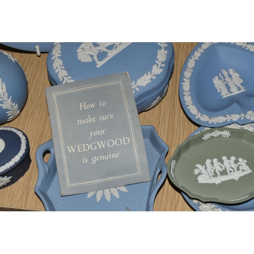 381 - A QUANTITY OF WEDGWOOD BLUE JASPERWARE, comprising an oval plaque, cabinet plate, eight trinket dish... 