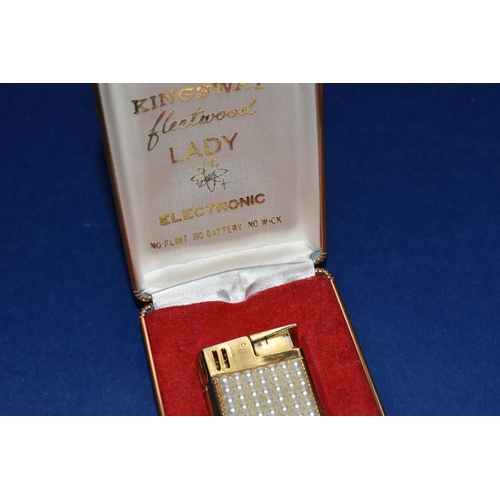 466 - A BOX OF VINTAGE BOXED LIGHTERS to include a Ronson Varaflame in original box, a Ronson enamelled Ba... 