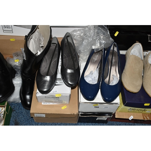 468 - A GROUP OF UNUSED SIZED 9 AND 9E WOMEN'S SHOES AND BOOTS to include eight pairs of J.D. Williams hig... 