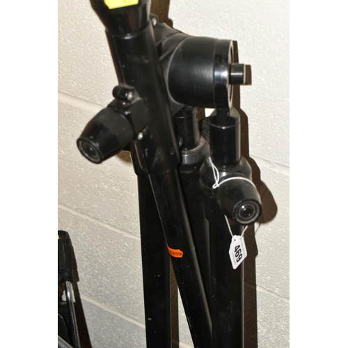 469 - A GROUP OF FOUR ASSORTED SIZED TRIPODS AND A BAG from named manufacturers to include Eumig, Kenlock,... 