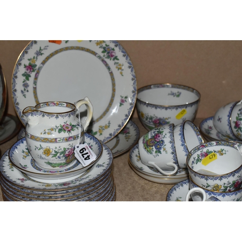 479 - A FORTY-TWO PIECE COPELAND SPODE LYON TEA SERVICE to include fourteen tea cups (two with a hairline ... 