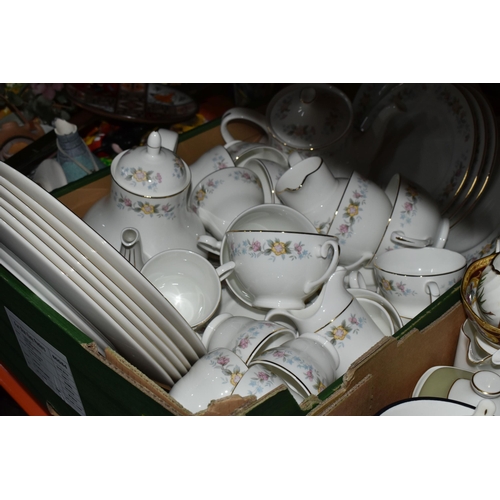 481 - FIVE BOXES OF CERAMIC KITCHENWARE AND ORNAMENTS to include a Royal Doulton Sonnet tea set comprising... 