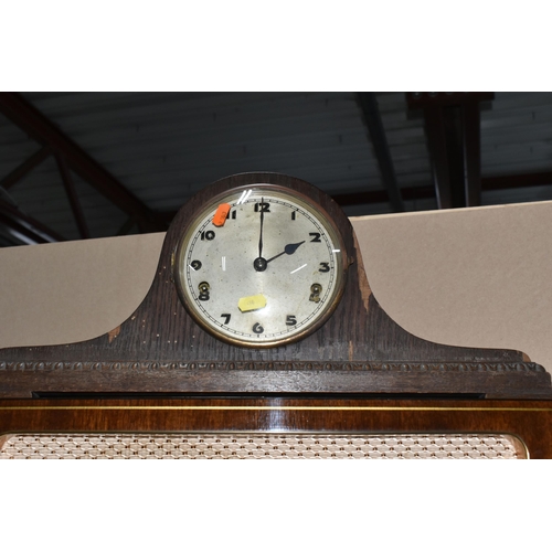 490 - VINTAGE BRAUN 166 RADIO AND A MANTLE CLOCK, the Braun radio in an outer lacquered wooden case, all d... 