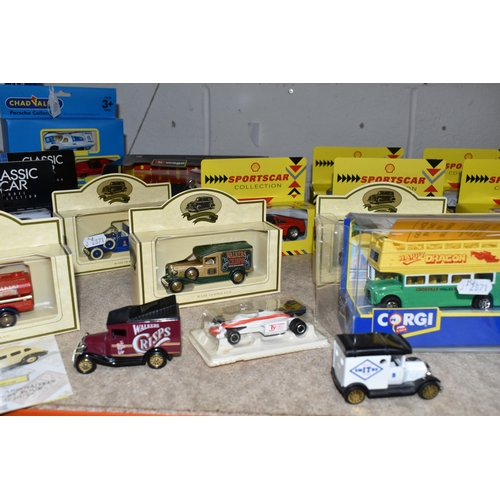 541 - A COLLECTION OF DIECAST VEHICLES, mainly boxed, to include a Matchbox London Bus MB 17 with Stafford... 