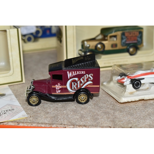 541 - A COLLECTION OF DIECAST VEHICLES, mainly boxed, to include a Matchbox London Bus MB 17 with Stafford... 