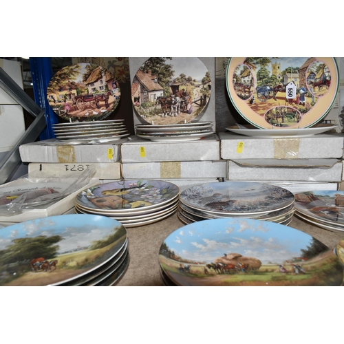 550 - A LARGE QUANTITY OF COLLECTOR'S PLATES, comprising two Royal Albert 'Old Country Roses' plates, two ... 