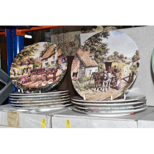 550 - A LARGE QUANTITY OF COLLECTOR'S PLATES, comprising two Royal Albert 'Old Country Roses' plates, two ... 