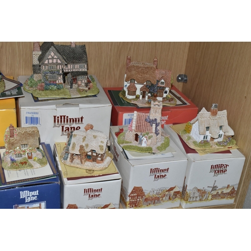 326 - FIFTEEN BOXED LILLIPUT LANE SCULPTURES AND SIX LILLIPUT LANE LIMITED EDITION COLLECTOR'S PLATES, com... 