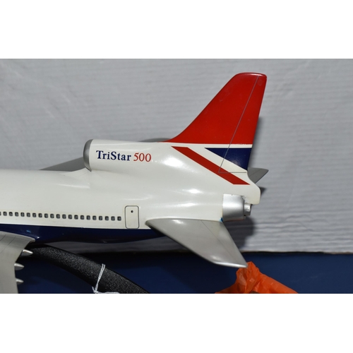 426 - A PLASTIC DISPLAY MODEL OF A LOCKHEED TRISTAR 500 IN BRITISH AIRWAYS LIVERY, appears complete and in... 