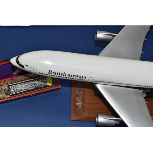 426 - A PLASTIC DISPLAY MODEL OF A LOCKHEED TRISTAR 500 IN BRITISH AIRWAYS LIVERY, appears complete and in... 