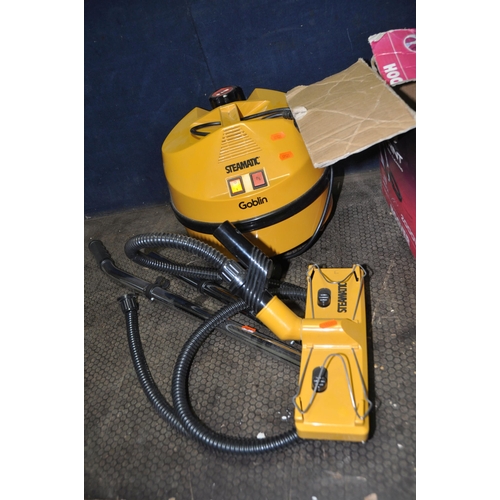 1089 - A HOOVER SPRINT VACUUM CLEANER in original box and a Goblin steamatic (both PAT pass and working)