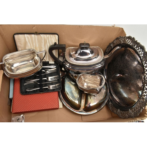 82 - A BOX OF ASSORTED WHITE METAL WARE, to include a pair of silver candle sticks on round weighted base... 