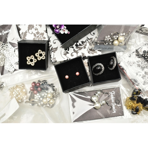 88 - A LARGE SELECTION OF COSTUME JEWELLERY EARRINGS, a large box of assorted drop and stud earrings, (co... 