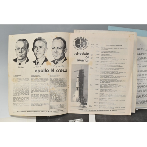 250 - A NASA APOLLO 14 OFFICIAL PRESS PACK, detailing all aspects of the launch which was to be no earlier... 