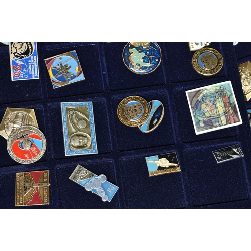 253 - AN ALUMINIUM FLIGHT CASE CONTAINING RUSSIAN / SOVIET SPACE RELATED PIN BADGES, to include anniversar... 