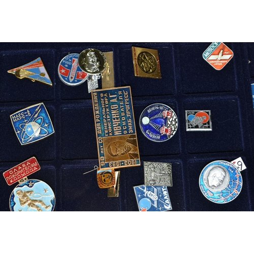 253 - AN ALUMINIUM FLIGHT CASE CONTAINING RUSSIAN / SOVIET SPACE RELATED PIN BADGES, to include anniversar... 