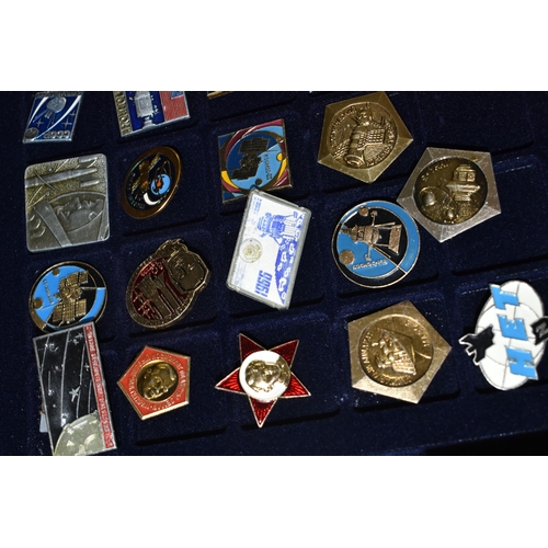 253 - AN ALUMINIUM FLIGHT CASE CONTAINING RUSSIAN / SOVIET SPACE RELATED PIN BADGES, to include anniversar... 