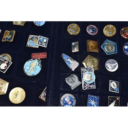 253 - AN ALUMINIUM FLIGHT CASE CONTAINING RUSSIAN / SOVIET SPACE RELATED PIN BADGES, to include anniversar... 