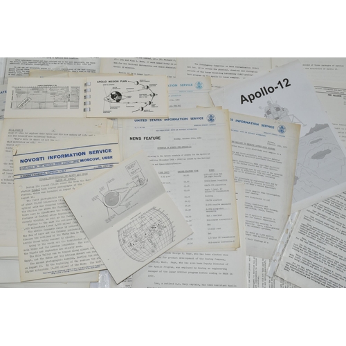 259 - NASA APOLLO 12 PRESS PACKS AND EPHEMERA, to include a Directors Briefing pack dated October 20 1969,... 