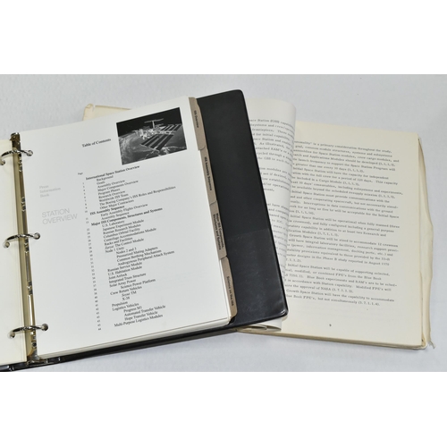 272 - NASA 'INTERNATIONAL SPACE STATION' PRESS INFORMATION BOOK, in the form of an A4 binder, produced in ... 