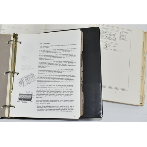 272 - NASA 'INTERNATIONAL SPACE STATION' PRESS INFORMATION BOOK, in the form of an A4 binder, produced in ... 