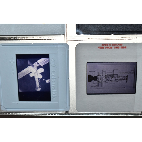 277 - SPACE RELATED 35M SLIDES, approximately five thousand slides in two boxes, uncatalogued and in no pa... 