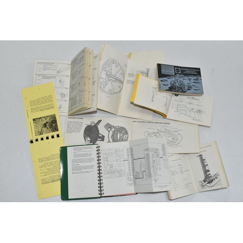 281 - NINE APOLLO THEMED INFORMATION BOOKLETS, comprising an 'Apollo Portable Life Support Systems' bookle... 