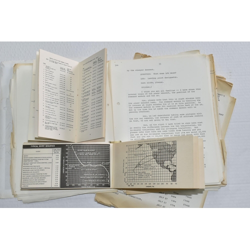 286 - NASA APOLLO 15 PRESS PACKS AND US EMBASSY PRESS RELEASES, various dates from 1970 to 1971, together ... 