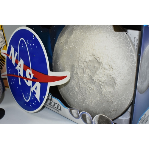 319 - A BOX OF SPACE SOUVENIRS to include a boxed Apollo Moon Flights Globe, a boxed Science Museum Soyuz ... 