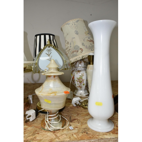 377 - A NINETEENTH CENTURY FRENCH CENTREPIECE AND ASSORTED MODERN TABLE LAMPS to include a gilded brass an... 