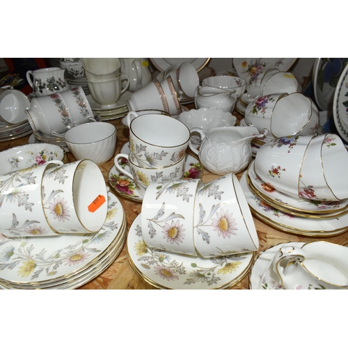 381 - A GROUP OF CERAMIC TEA WARES FROM NAMED MANUFACTURERS to include Coalport Somerset tea ware comprisi... 