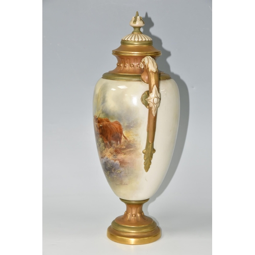 423 - A LARGE EARLY TWENTIETH CENTURY ROYAL WORCESTER COVERED VASE, of ovoid pedestal form with twin folia... 