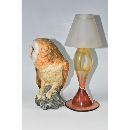 432 - A LEONARDO COLLECTION BARN OWL AND A TEA LIGHT HOLDER, barn owl height 21.5cm, painted resin tea lig... 