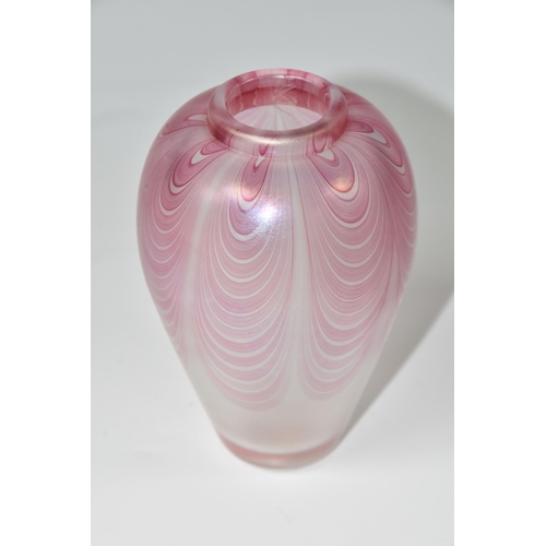 448 - A SANDERS AND WALLACE ART GLASS VASE, hand blown pink trailed lustre glass design, height 14.5cm, en... 