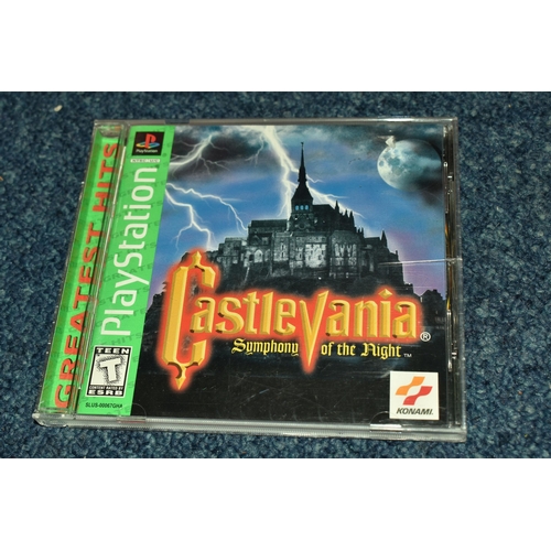 501 - PLAYSTATION GAMES INCLUDING CASTLEVANIA SYMPHONY OF THE NIGHT, also includes loose discs for Robot W... 