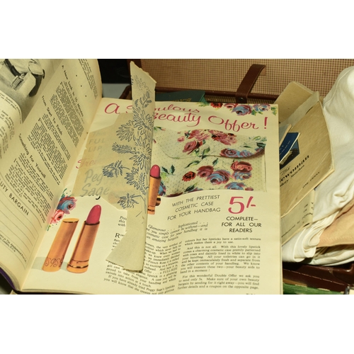 542 - TWO BOXES AND A CASE OF EPHEMERA AND MISCELLANEOUS ITEMS to include a boxed vintage collection of So... 