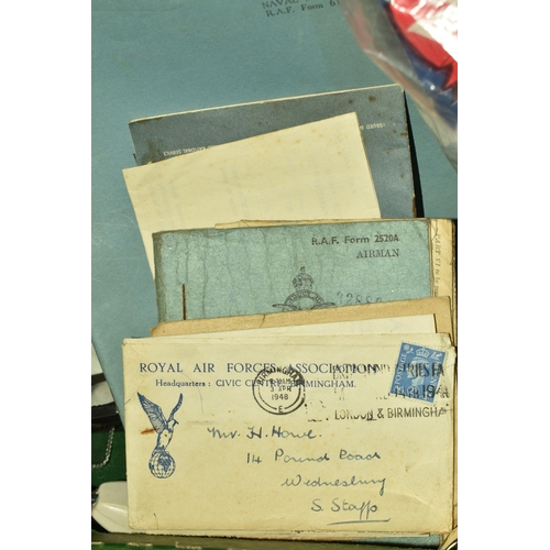 542 - TWO BOXES AND A CASE OF EPHEMERA AND MISCELLANEOUS ITEMS to include a boxed vintage collection of So... 