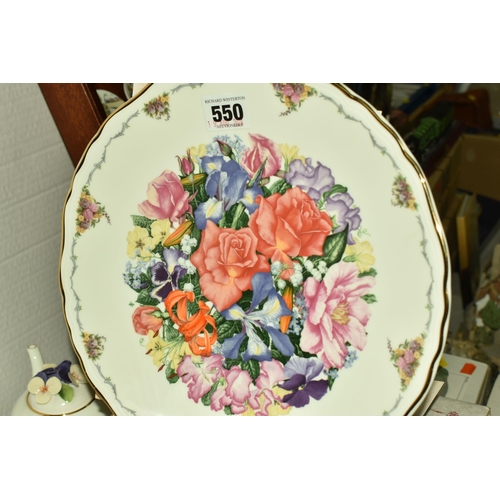 550 - A COLLECTION OF FLORAL THEMED CERAMICS, comprising of five Royal Stratford 'The Country Cottage Teap... 