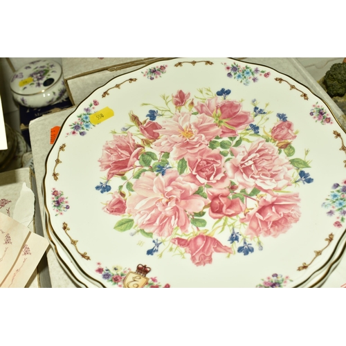 550 - A COLLECTION OF FLORAL THEMED CERAMICS, comprising of five Royal Stratford 'The Country Cottage Teap... 