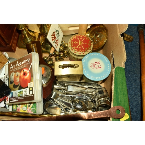 559 - ONE BOX AND LOOSE MISCELLANEOUS SUNDRIES, to include three walking sticks, an Olivetti Lettera 25 ty... 