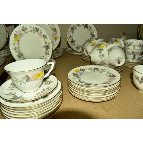 570 - A COLLECTION OF ROYAL WORCESTER ' JUNE GARLAND ' DINNERWARE, comprising of five dinner plates, two c... 