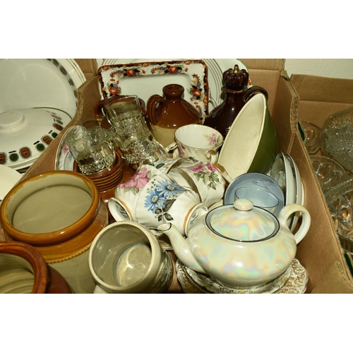 571 - SEVEN BOXES AND LOOSE CERAMICS AND GLASSWARE, to include, four large glass bottles, named dinnerware... 