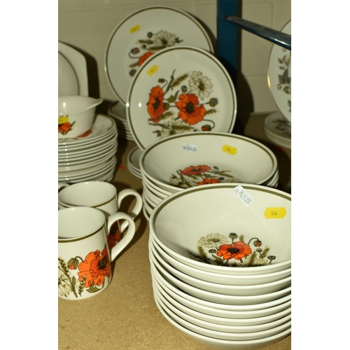 574 - A COLLECTION OF NAMED DINNERWARE, comprising of J&G Meakin, 'Poppy', three steak plates, two cake pl... 