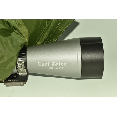 585 - A CARL ZEISS DIASCOPE 85 T FL SPOTTING SCOPE, serial no 2849452, with protective case (1) (Condition... 